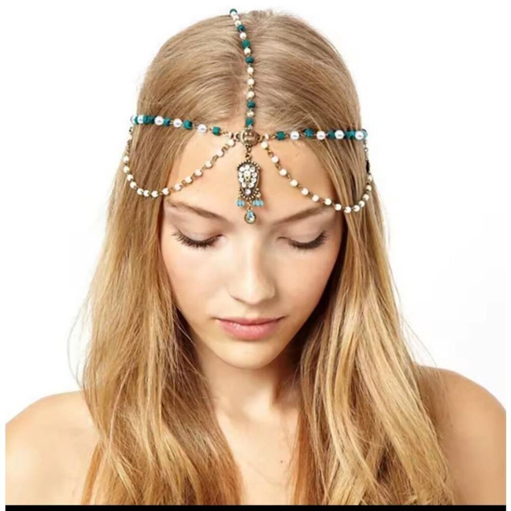 NWOT Southwestern Turquoise Colored Pearl and Bronze Head Chain